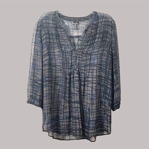 Gun-Metal Plaid Pintuck Chiffon Vneck Layering Tunic - Spring Nights Church NWOT